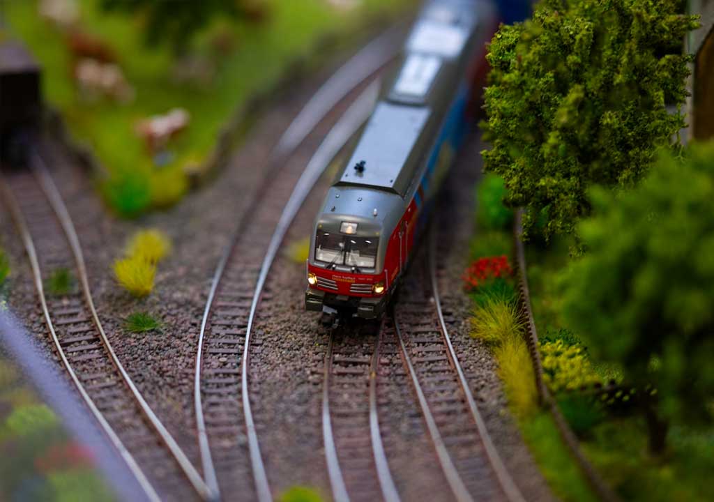 Paints, Primers, and Clear Coats: A Materials Guide for Scale Modeling