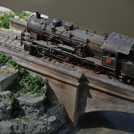 Train and Railway Model Kits
